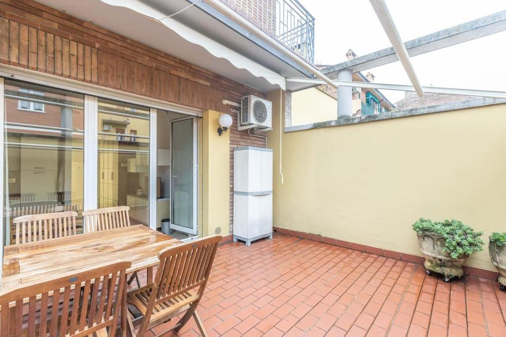Apartament Tiarini 14 Bolonia Zewnętrze zdjęcie