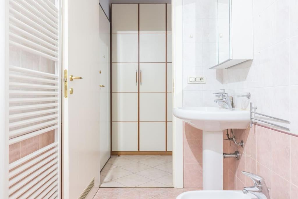 Apartament Tiarini 14 Bolonia Zewnętrze zdjęcie
