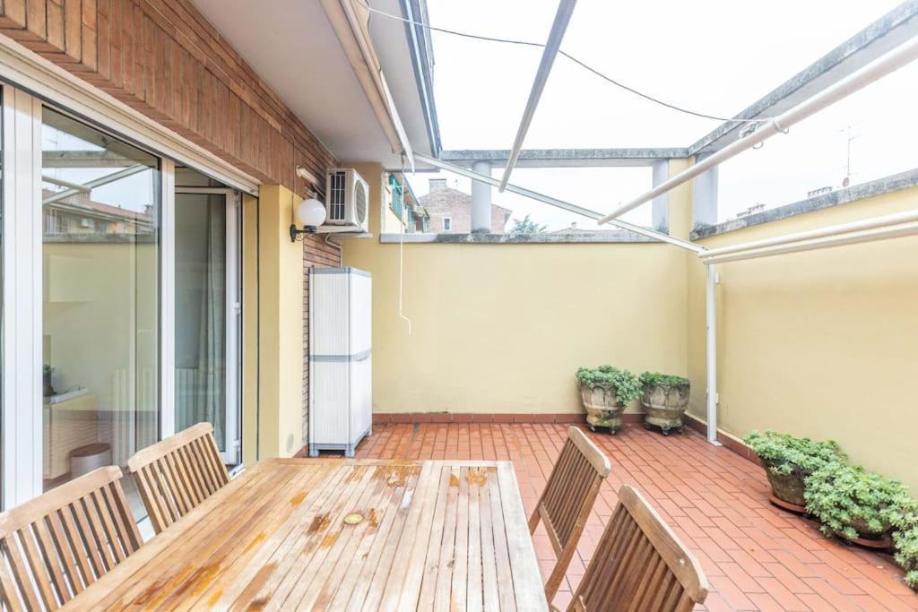 Apartament Tiarini 14 Bolonia Zewnętrze zdjęcie